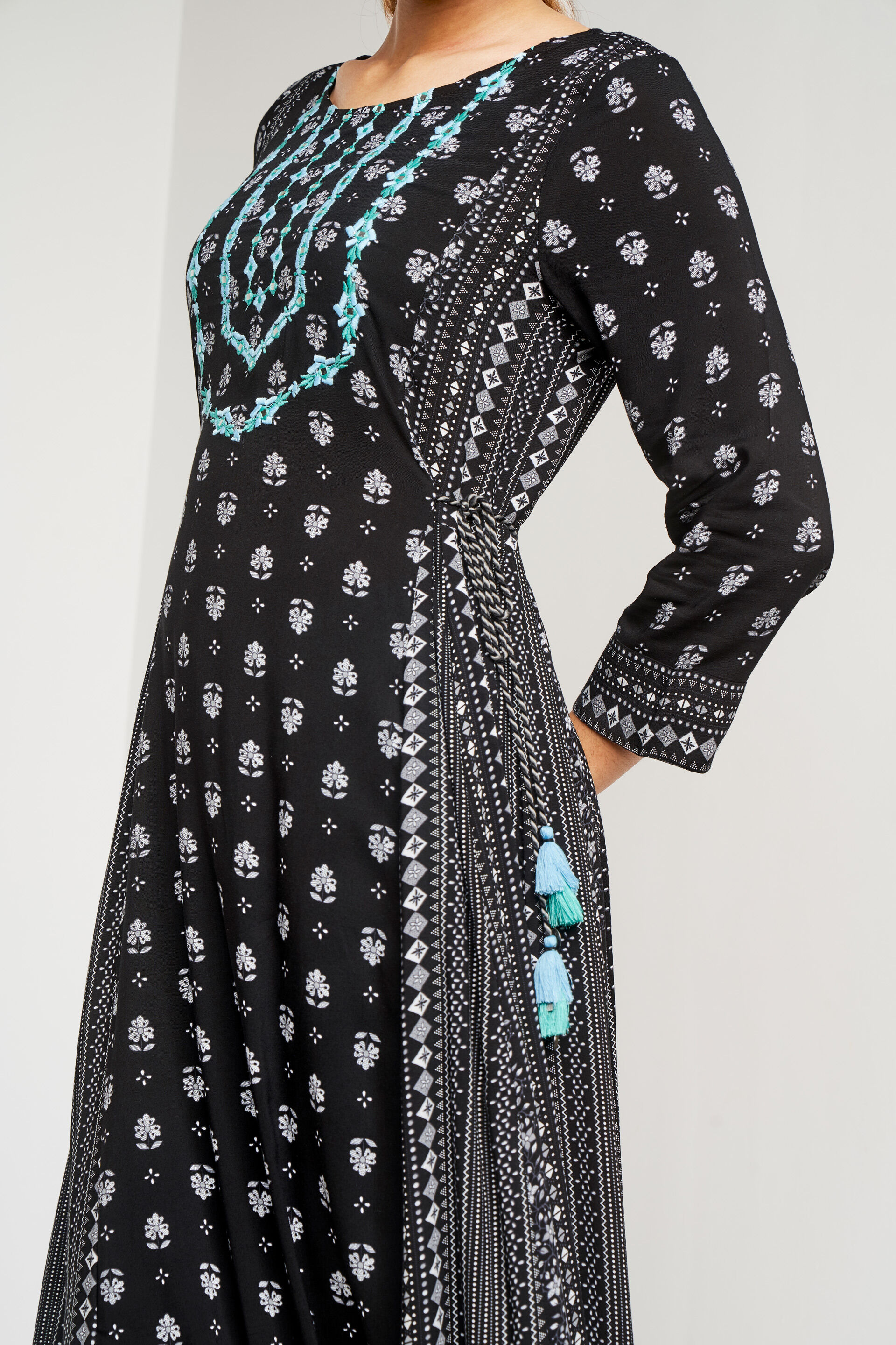Global Desi Casual Wear Kurti, Size: M at Rs 400/piece in Noida | ID:  2849514907033